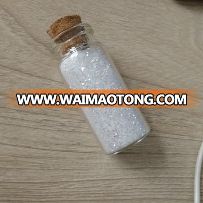 2018 hot selling white glitter with silver surface in 2*5cm glass bottle for nail art